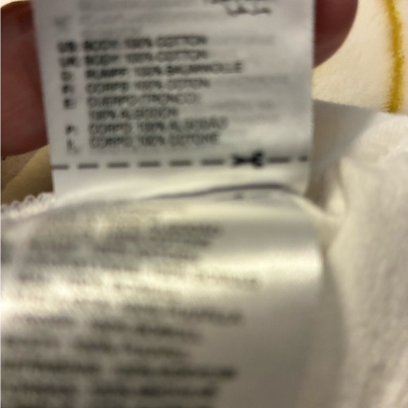 EUC Adidas Ladies Short Sleeve T- Shirt ( Wore Once) 100% Cotton - Picture 4 of 7